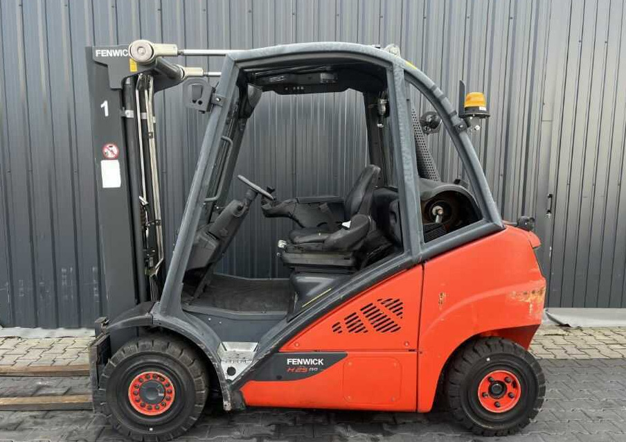 Linde H25T-02 - LPG forklift: picture 2 Linde H25T-02 - LPG forklift: picture 2