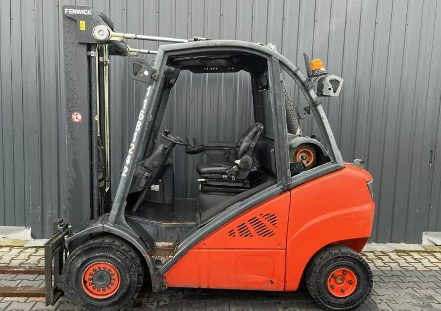 LPG forklift Linde H30T-01: picture 9