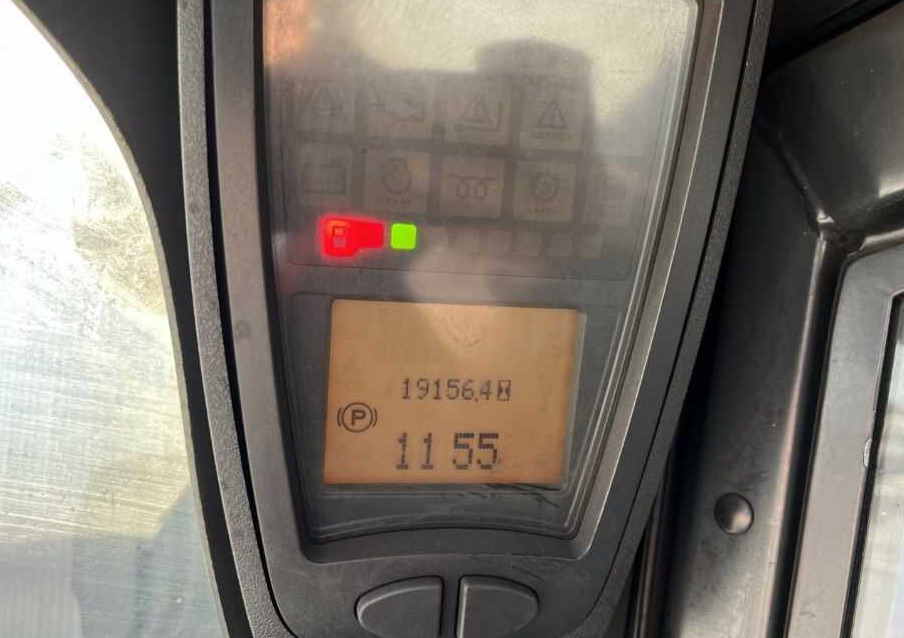 Linde H35D-02 - Diesel forklift: picture 4 Linde H35D-02 - Diesel forklift: picture 4