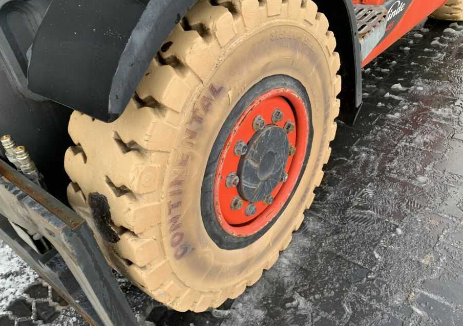 LPG forklift Linde H45T-01: picture 6