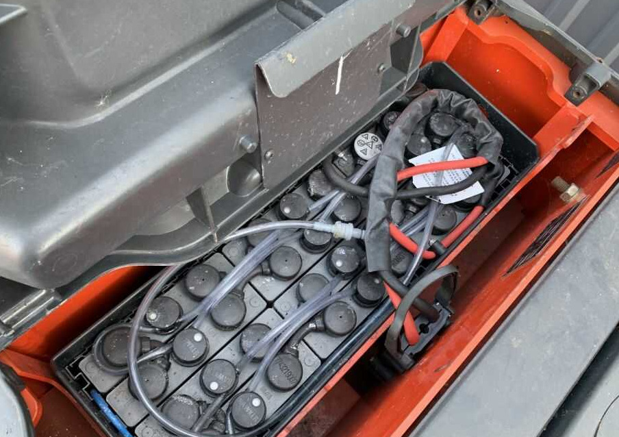 Linde L06AC - Stacker: picture 5 Linde L06AC - Stacker: picture 5