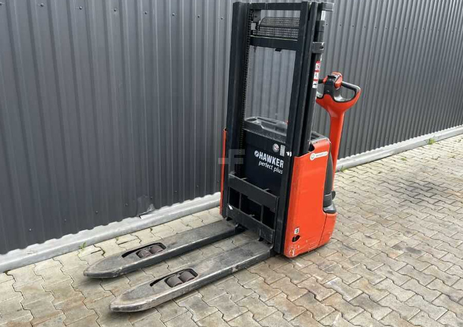 Linde L10 - Stacker: picture 1 Linde L10 - Stacker: picture 1