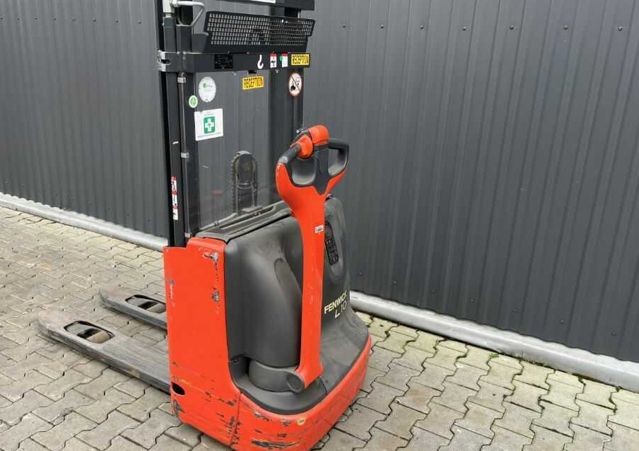 Linde L10 - Stacker: picture 3 Linde L10 - Stacker: picture 3