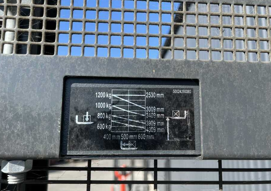 Linde L12 - Stacker: picture 5 Linde L12 - Stacker: picture 5