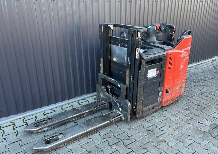 Linde L12LHP - Stacker: picture 1 Linde L12LHP - Stacker: picture 1