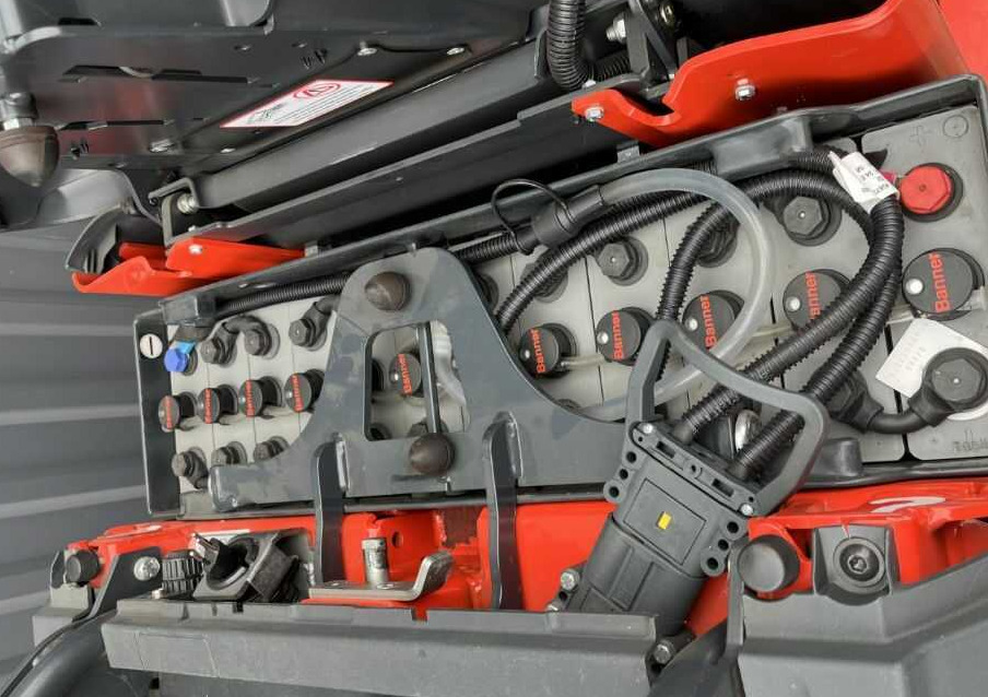 Linde N20CD - Order picker: picture 5 Linde N20CD - Order picker: picture 5