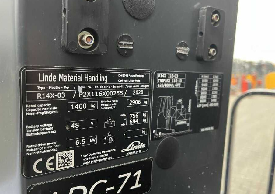 Linde R14X-03 - Reach truck: picture 4 Linde R14X-03 - Reach truck: picture 4