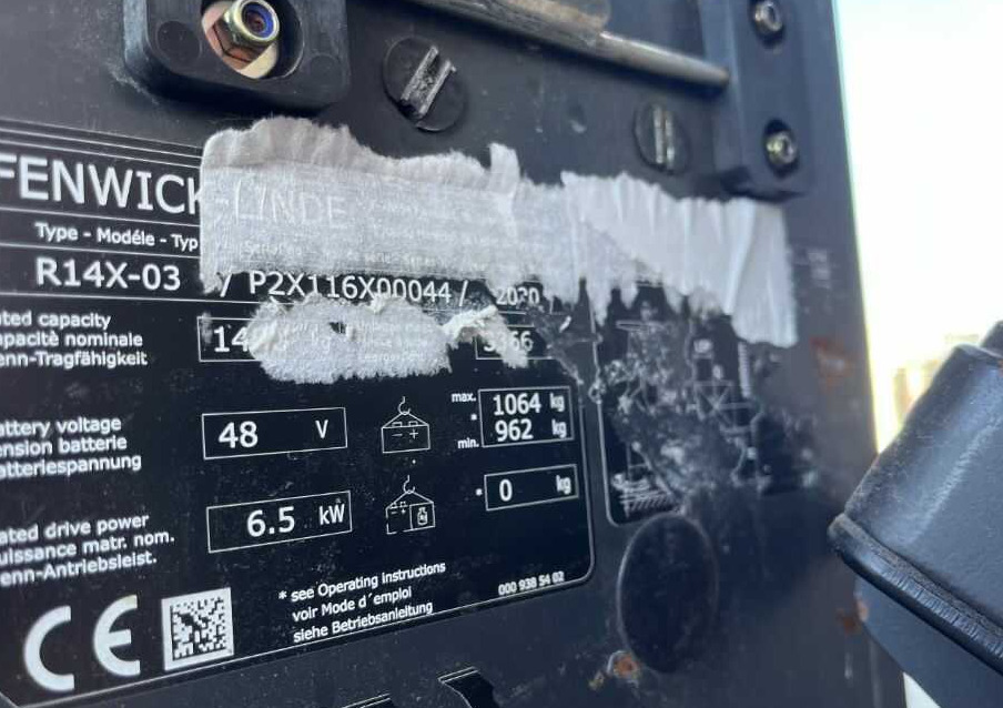 Linde R14X - Reach truck: picture 4 Linde R14X - Reach truck: picture 4