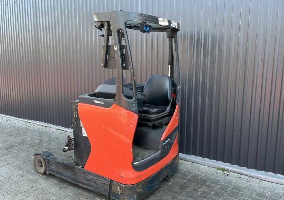 Linde R16HD-01 - Reach truck: picture 3 Linde R16HD-01 - Reach truck: picture 3
