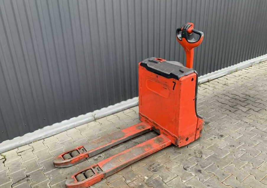 Linde T16 - Pallet truck: picture 1 Linde T16 - Pallet truck: picture 1