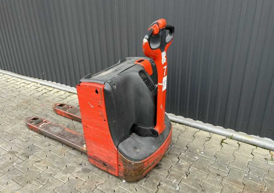 Linde T16 - Pallet truck: picture 3 Linde T16 - Pallet truck: picture 3