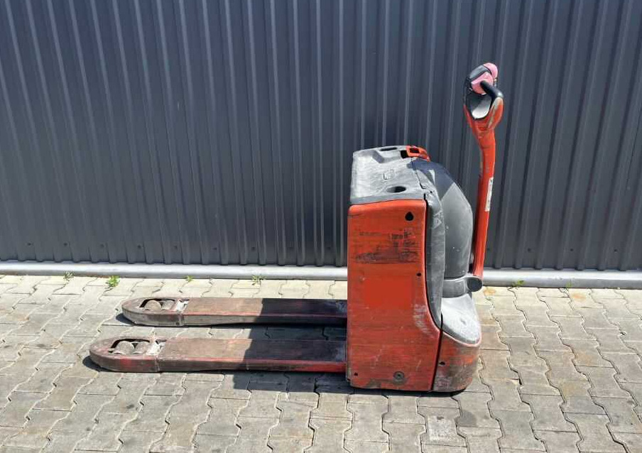 Linde T16 - Pallet truck: picture 2 Linde T16 - Pallet truck: picture 2