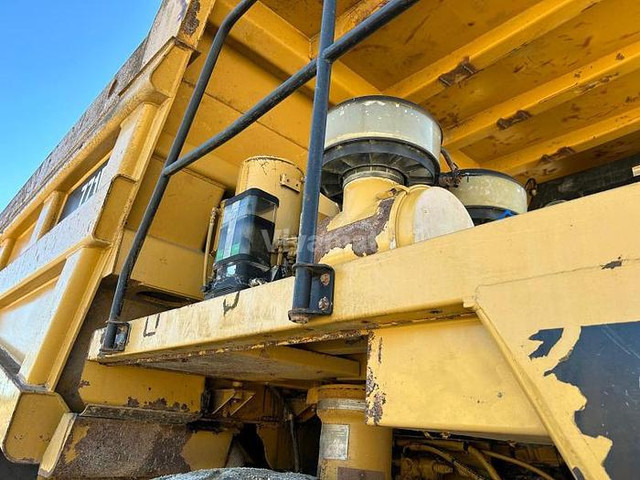 Dumper Caterpillar 771D: picture 10 Dumper Caterpillar 771D: picture 10