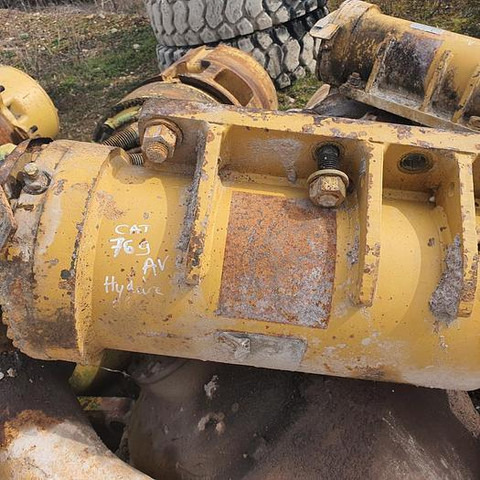 Caterpillar HG/08 VERRIN BENNE 769C 769D 771C 771D - - Suspension: picture 2 Caterpillar HG/08 VERRIN BENNE 769C 769D 771C 771D - - Suspension: picture 2