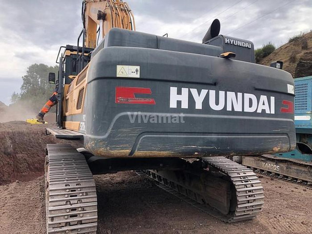 Hyundai HX520L - Crawler excavator: picture 2 Hyundai HX520L - Crawler excavator: picture 2