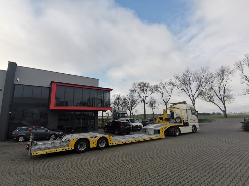 Autotransporter semi-trailer Vegafix (2 Axle Truck Carrier): picture 11