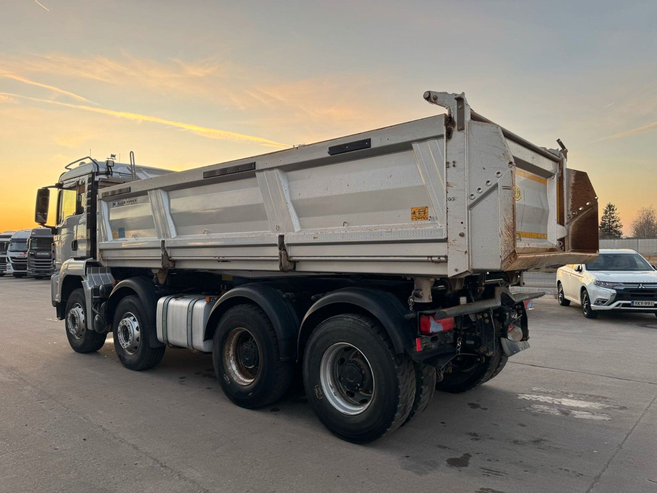 MAN TGS 41.470 * DREISEITENKIPPER * WASSERVERLUST * - Tipper: picture 4 MAN TGS 41.470 * DREISEITENKIPPER * WASSERVERLUST * - Tipper: picture 4