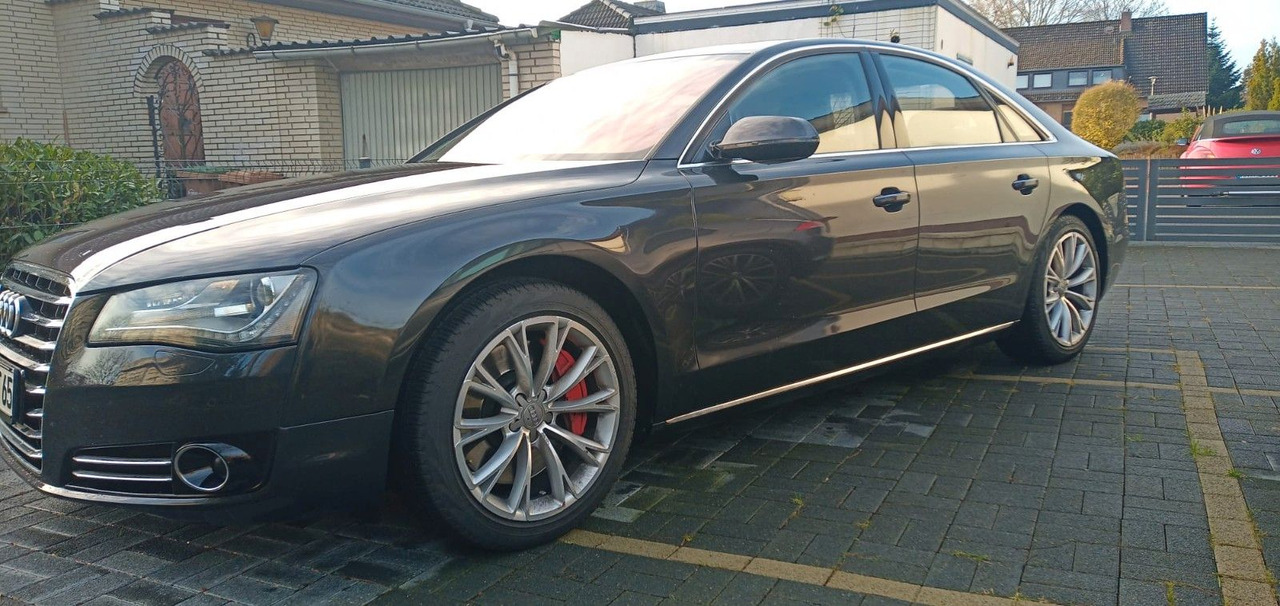 Audi A8 4.2 TDI tiptronic quattro - Sedan: picture 1 Audi A8 4.2 TDI tiptronic quattro - Sedan: picture 1