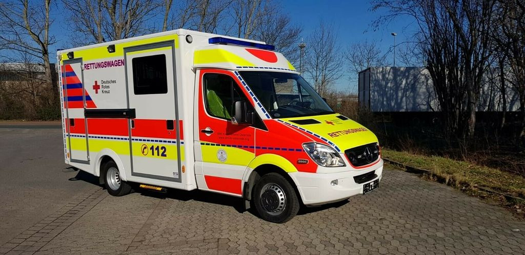 Mercedes-Benz Sprinter 516 // 1 J Garantie // - Ambulance: picture 1 Mercedes-Benz Sprinter 516 // 1 J Garantie // - Ambulance: picture 1
