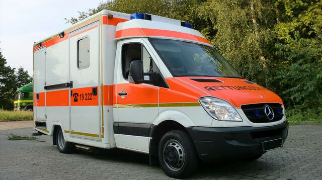 Mercedes-Benz Sprinter 516 CDI /on Stock / Mercedes-Benz Sprinter 516 CDI /on Stock / - Ambulance: picture 3 Mercedes-Benz Sprinter 516 CDI /on Stock / Mercedes-Benz Sprinter 516 CDI /on Stock / - Ambulance: picture 3