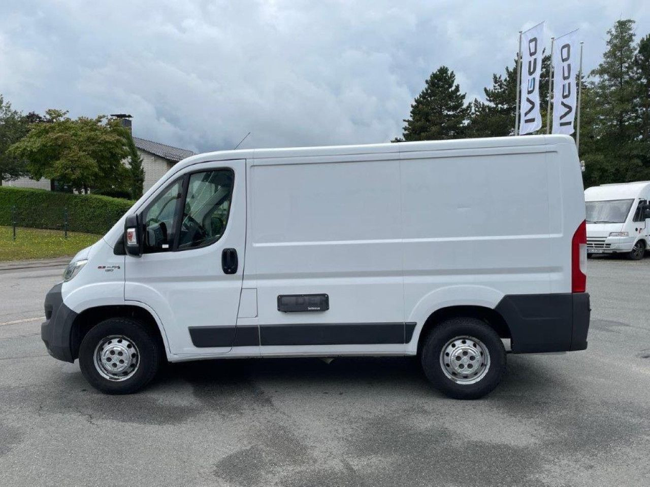 Fiat Ducato 30 130 M-Jet L1H1 Euro6 Klima AHK ZV - Small van: picture 5 Fiat Ducato 30 130 M-Jet L1H1 Euro6 Klima AHK ZV - Small van: picture 5