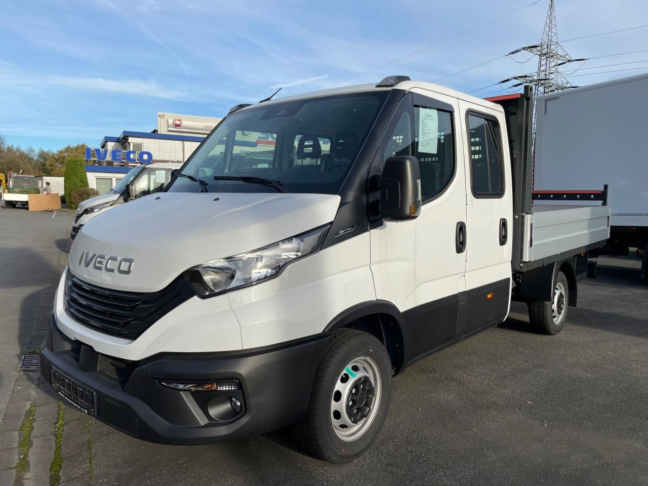 Iveco Daily 35S16D - Flatbed van: picture 1 Iveco Daily 35S16D - Flatbed van: picture 1