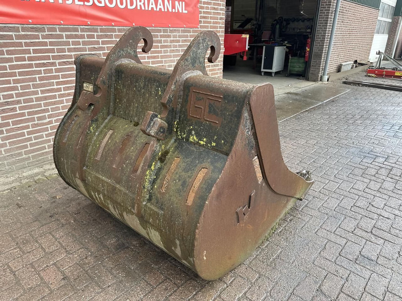 CW 40 - Bucket for Excavator: picture 4 CW 40 - Bucket for Excavator: picture 4