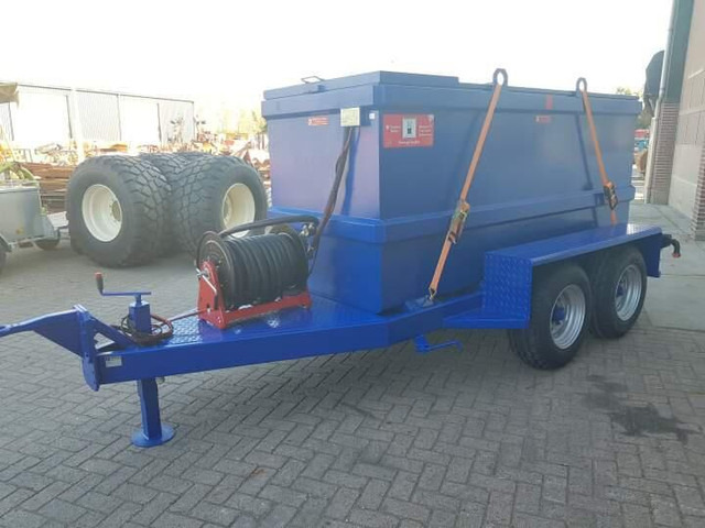 IBC Trailer - Tank trailer: picture 4 IBC Trailer - Tank trailer: picture 4