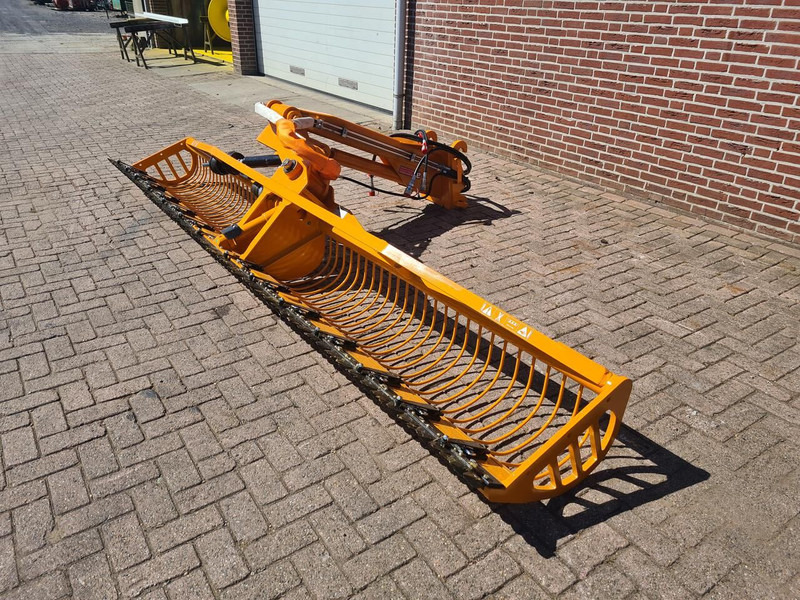 Onbekend Maaikorf - Bucket: picture 2 Onbekend Maaikorf - Bucket: picture 2