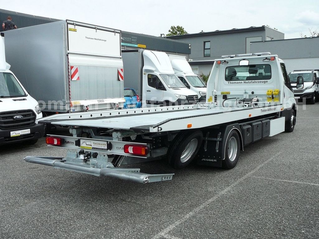 Iveco DAILY 70C18 Schiebeplateu Hubbrille Luftfed Navi - Tow truck, Van: picture 5 Iveco DAILY 70C18 Schiebeplateu Hubbrille Luftfed Navi - Tow truck, Van: picture 5