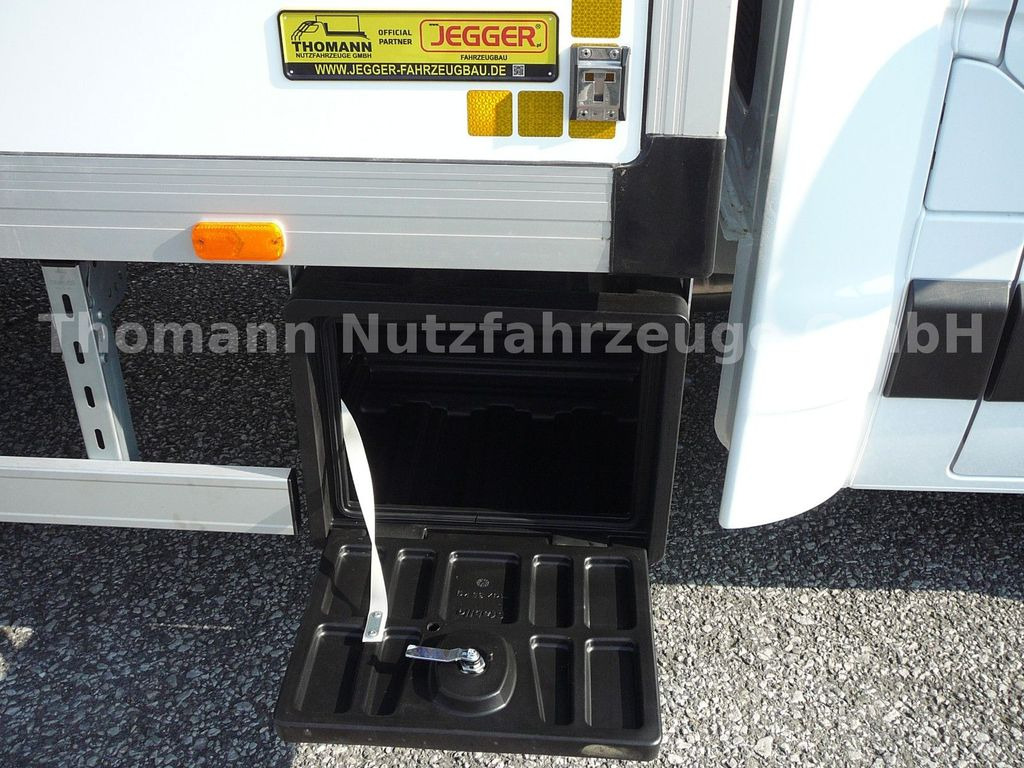 Box van Renault Master by Trucks Koffer LBW Premium 2024: picture 11