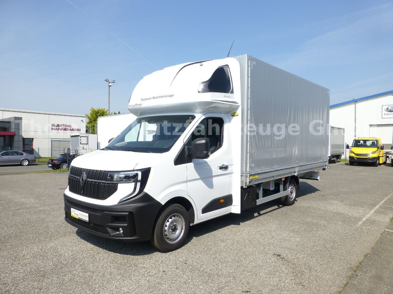 Renault NEW Master Pritsche Plane Schlafkabine - Curtain side van: picture 1 Renault NEW Master Pritsche Plane Schlafkabine - Curtain side van: picture 1