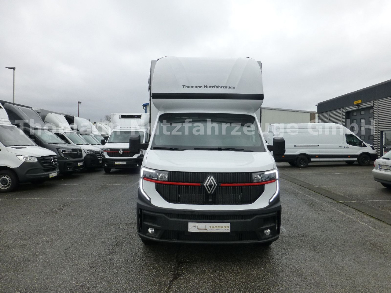 Renault NEW Master Pritsche Plane Schlafkabine - Curtain side van: picture 4 Renault NEW Master Pritsche Plane Schlafkabine - Curtain side van: picture 4