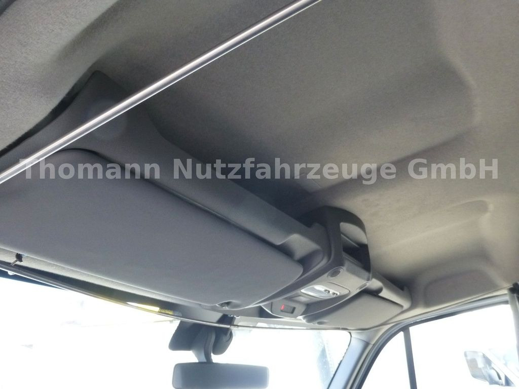 Curtain side van Renault Pritsche Plane mit Schlafkabine hinten: picture 23