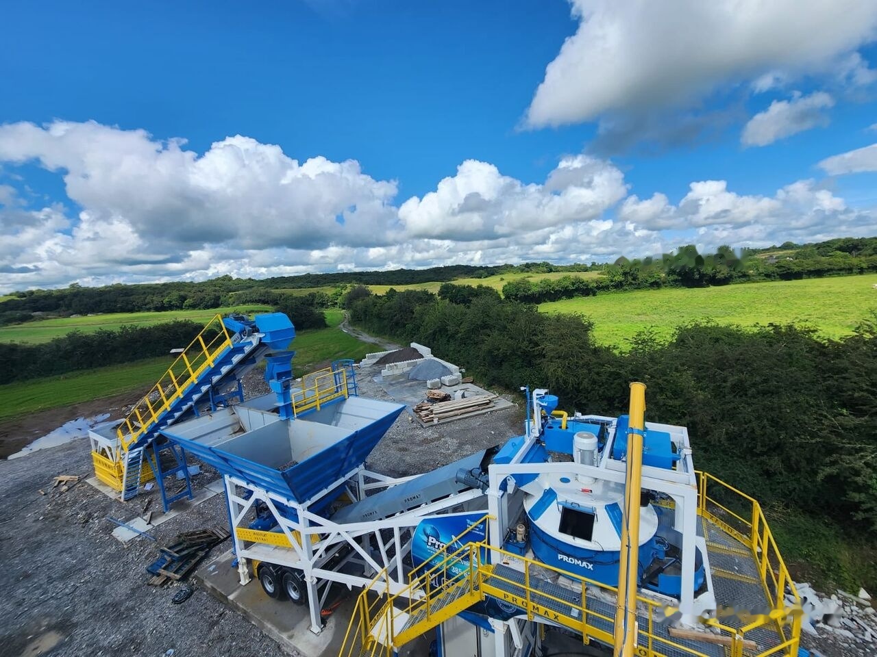 Promax Mobile Concrete Batching Plant PROMAX M60-PLNT (60m³/h) - Cement silo: picture 1 Promax Mobile Concrete Batching Plant PROMAX M60-PLNT (60m³/h) - Cement silo: picture 1