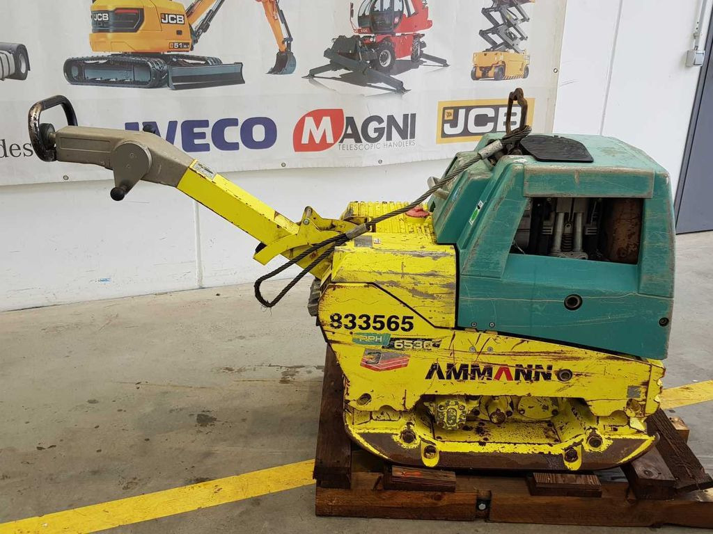 Ammann APH 6530 Rüttelplatte / 539kg / 2018 / Diesel Ammann APH 6530 Rüttelplatte / 539kg / 2018 / Diesel - Vibratory plate: picture 2 Ammann APH 6530 Rüttelplatte / 539kg / 2018 / Diesel Ammann APH 6530 Rüttelplatte / 539kg / 2018 / Diesel - Vibratory plate: picture 2