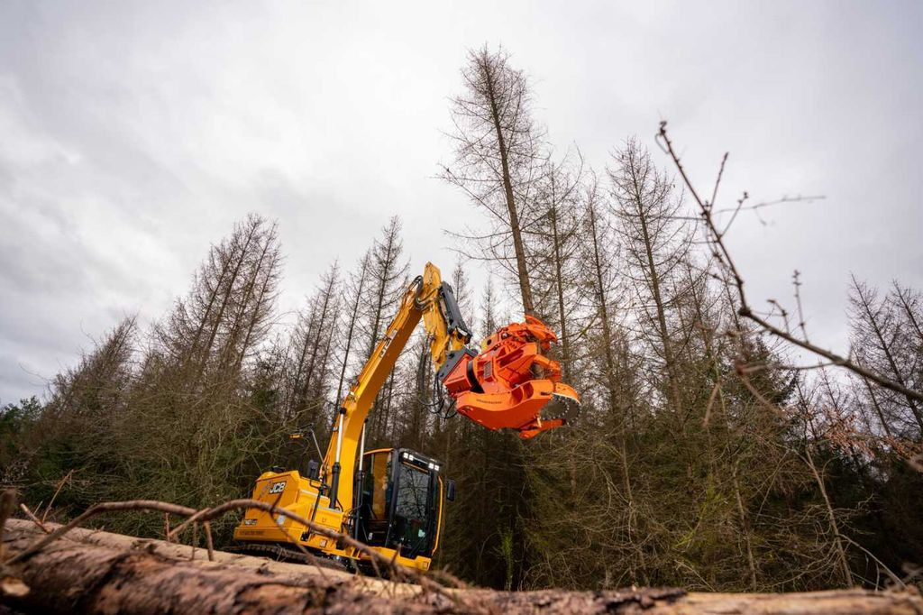 Westtech Woodcracker C350 Fällgreifer Baumschere Westtech Woodcracker C350 Fällgreifer Baumschere - Attachment for Forestry equipment: picture 4 Westtech Woodcracker C350 Fällgreifer Baumschere Westtech Woodcracker C350 Fällgreifer Baumschere - Attachment for Forestry equipment: picture 4