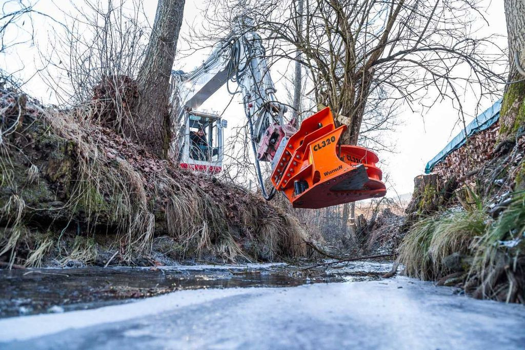 Westtech Woodcracker CL320 Fällkopf Fällgreifer Westtech Woodcracker CL320 Fällkopf Fällgreifer - Attachment for Forestry equipment: picture 4 Westtech Woodcracker CL320 Fällkopf Fällgreifer Westtech Woodcracker CL320 Fällkopf Fällgreifer - Attachment for Forestry equipment: picture 4