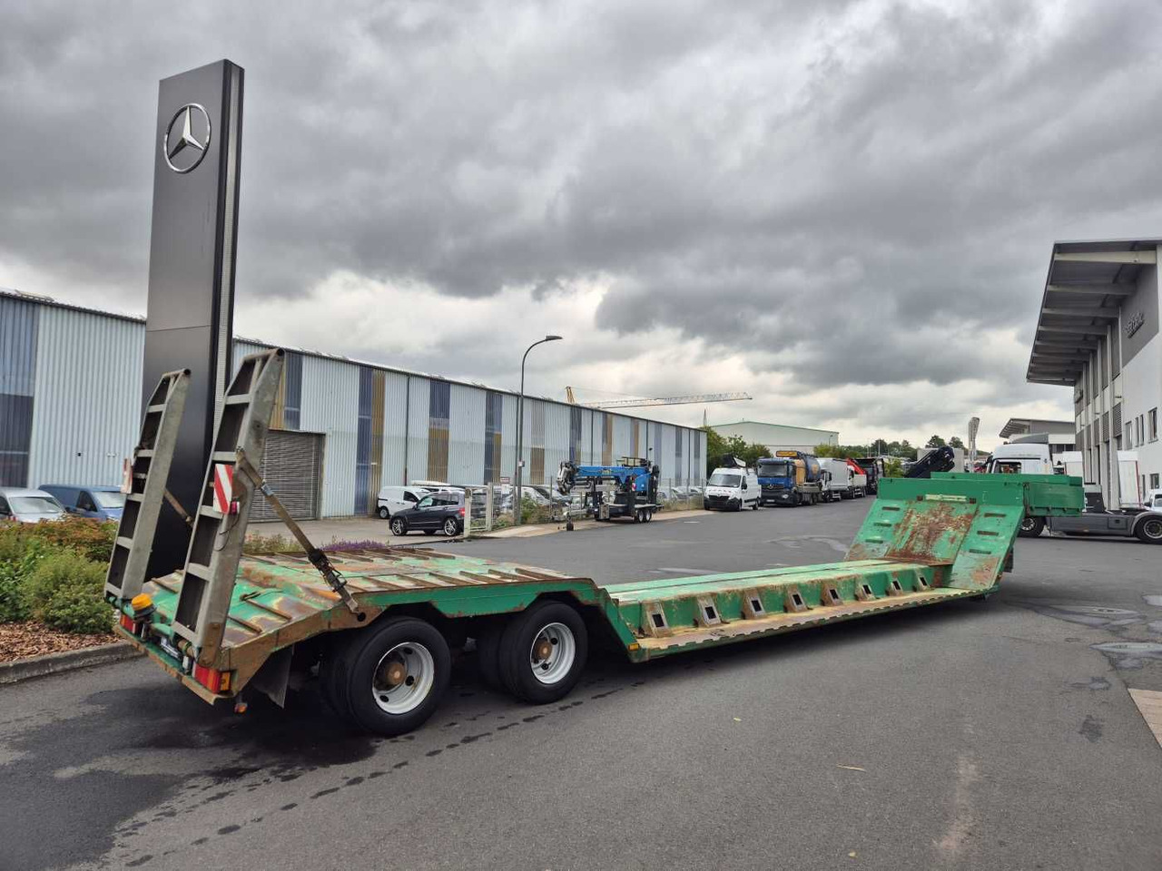 Dinkel TLS 36 ST FoMa SAF Lenkachsen Fernbedienung - Low loader semi-trailer: picture 2 Dinkel TLS 36 ST FoMa SAF Lenkachsen Fernbedienung - Low loader semi-trailer: picture 2