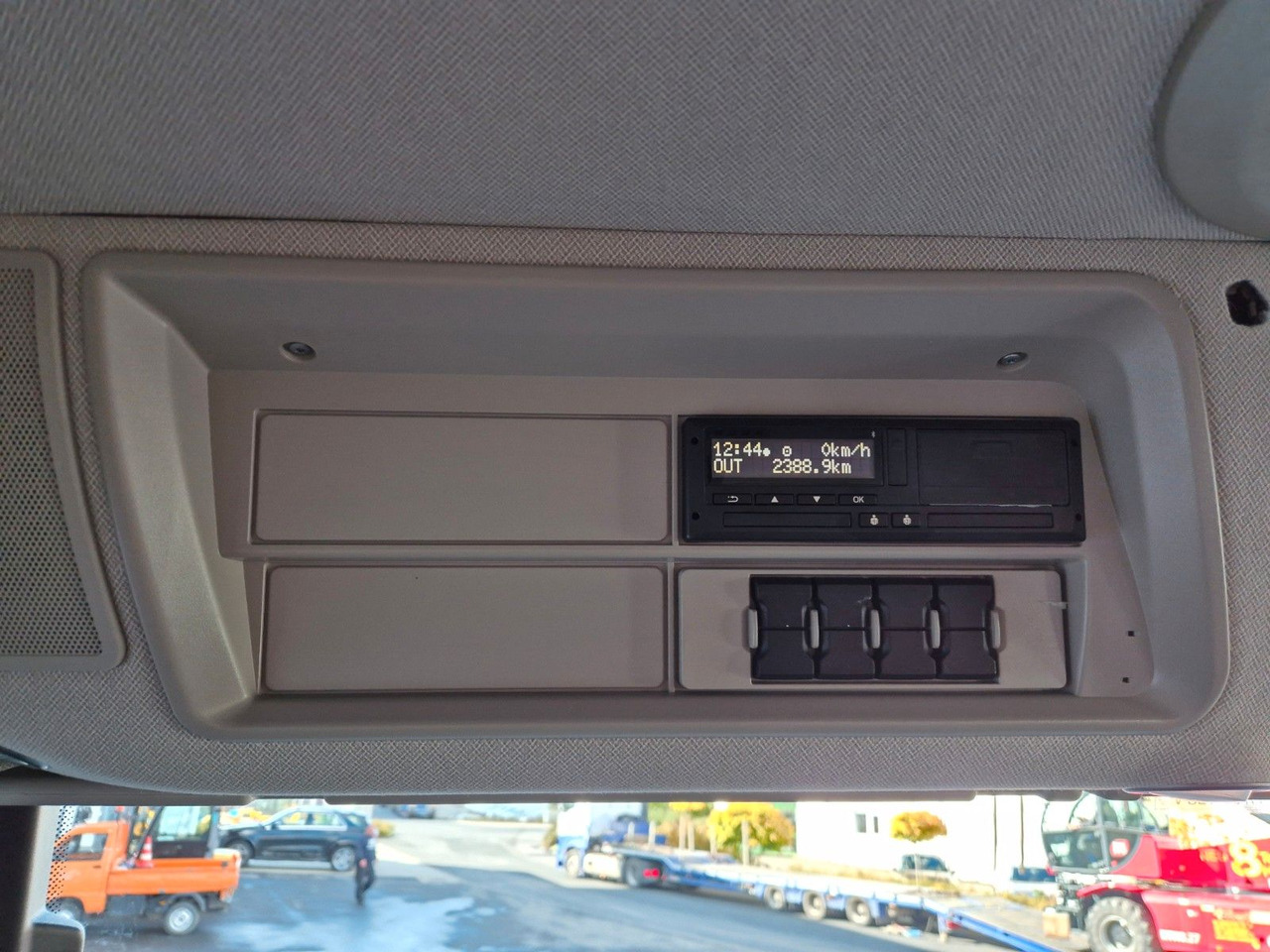 Leasing of  Iveco AD200X46/P HR OFF Palfinger PK 12.501 Funk AHK Iveco AD200X46/P HR OFF Palfinger PK 12.501 Funk AHK: picture 29 Leasing of  Iveco AD200X46/P HR OFF Palfinger PK 12.501 Funk AHK Iveco AD200X46/P HR OFF Palfinger PK 12.501 Funk AHK: picture 29