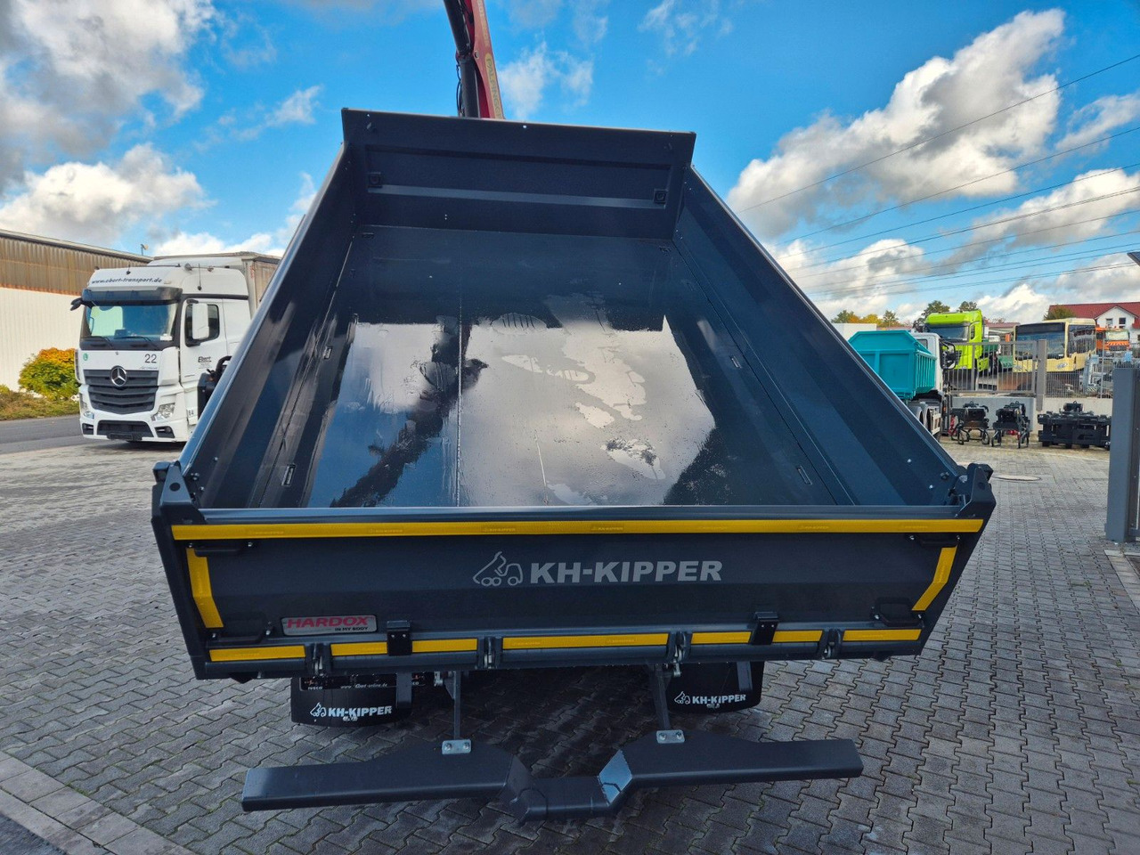 Leasing of  Iveco AD200X46/P HR OFF Palfinger PK 12.501 Funk AHK Iveco AD200X46/P HR OFF Palfinger PK 12.501 Funk AHK: picture 20 Leasing of  Iveco AD200X46/P HR OFF Palfinger PK 12.501 Funk AHK Iveco AD200X46/P HR OFF Palfinger PK 12.501 Funk AHK: picture 20