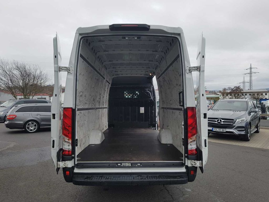 Iveco Daily 35 S 16 V *Klima*L4.100mm* Iveco Daily 35 S 16 V *Klima*L4.100mm* - Panel van: picture 5 Iveco Daily 35 S 16 V *Klima*L4.100mm* Iveco Daily 35 S 16 V *Klima*L4.100mm* - Panel van: picture 5