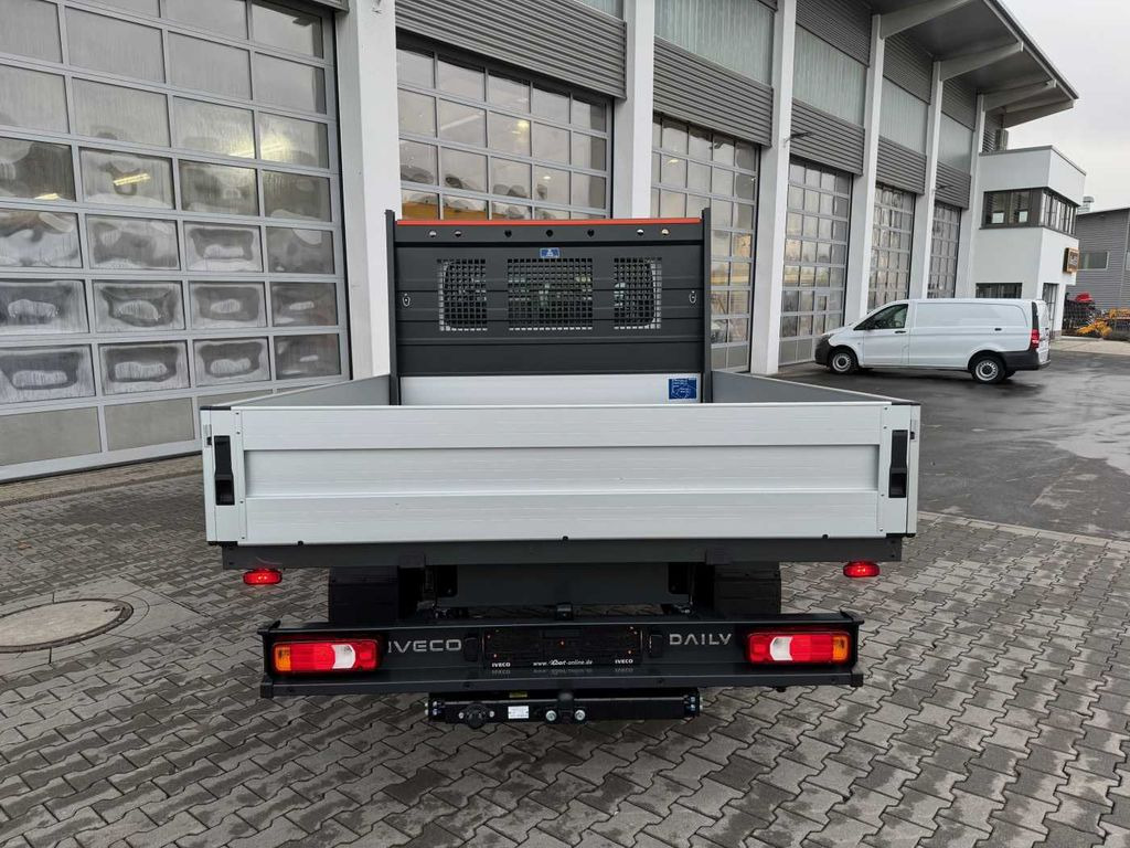Iveco Daily 35S16 A8 Pritsche *7-Sitze*AHK*Automatik* Iveco Daily 35S16 A8 Pritsche *7-Sitze*AHK*Automatik* - Flatbed van: picture 4 Iveco Daily 35S16 A8 Pritsche *7-Sitze*AHK*Automatik* Iveco Daily 35S16 A8 Pritsche *7-Sitze*AHK*Automatik* - Flatbed van: picture 4