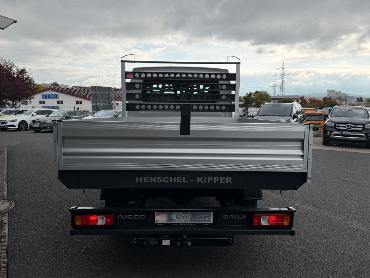 Iveco Daily 35S16 A8 *R.3450mm*Automatik*AHK*7-Sitze* - Tipper van, Combi van: picture 5 Iveco Daily 35S16 A8 *R.3450mm*Automatik*AHK*7-Sitze* - Tipper van, Combi van: picture 5