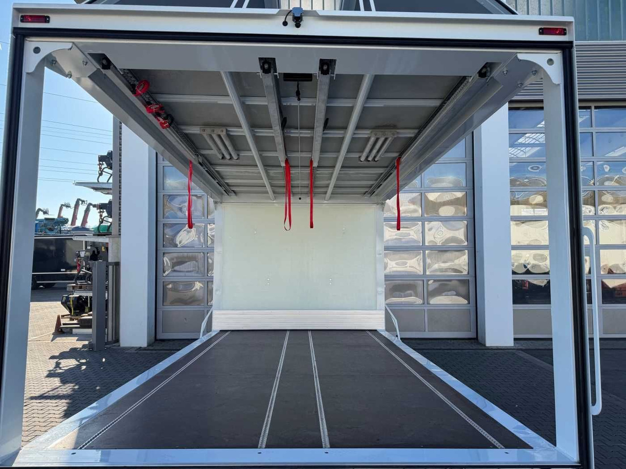 Box van Iveco Daily 70C18 HA8 *LBW*Schwenkwandkoffer*: picture 8