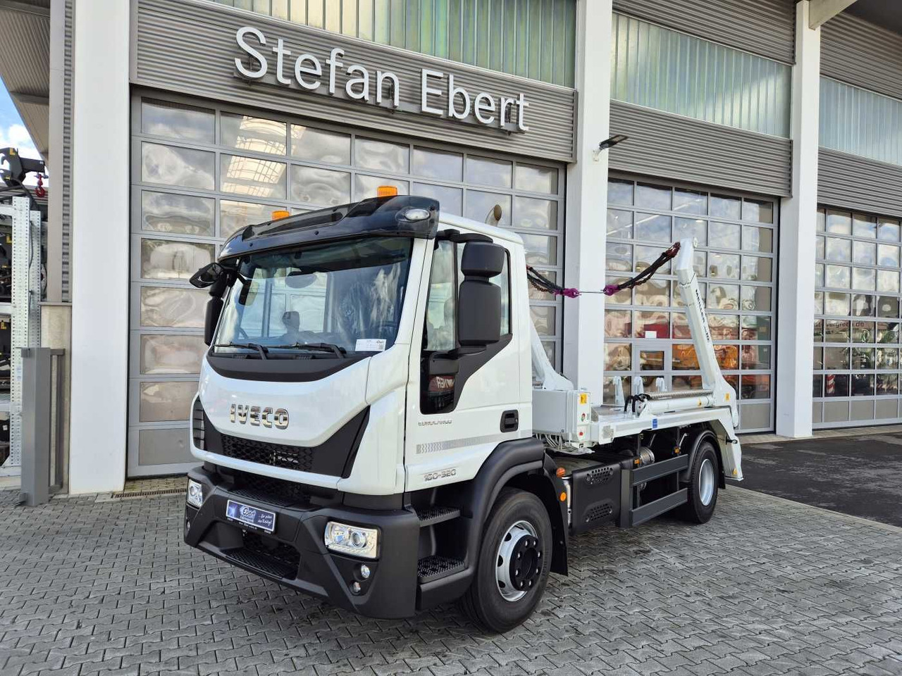 Iveco Eurocargo ML160E32/P Meiller AK 10. T Funk AHK - Tipper: picture 2 Iveco Eurocargo ML160E32/P Meiller AK 10. T Funk AHK - Tipper: picture 2