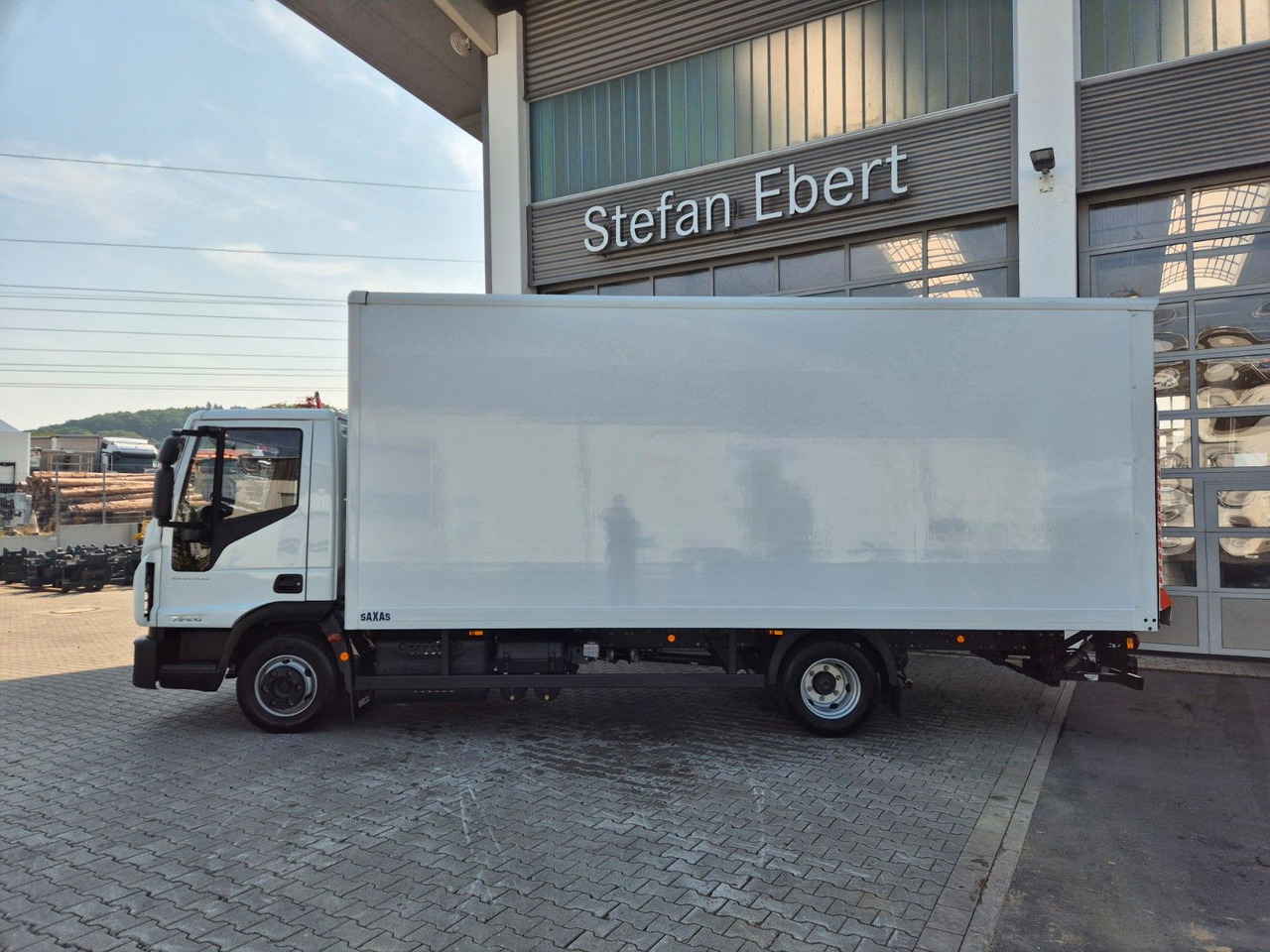 Iveco Eurocargo ML75E21/P LBW 3 Sitze Klima ACC 4 St. - Box van: picture 5 Iveco Eurocargo ML75E21/P LBW 3 Sitze Klima ACC 4 St. - Box van: picture 5