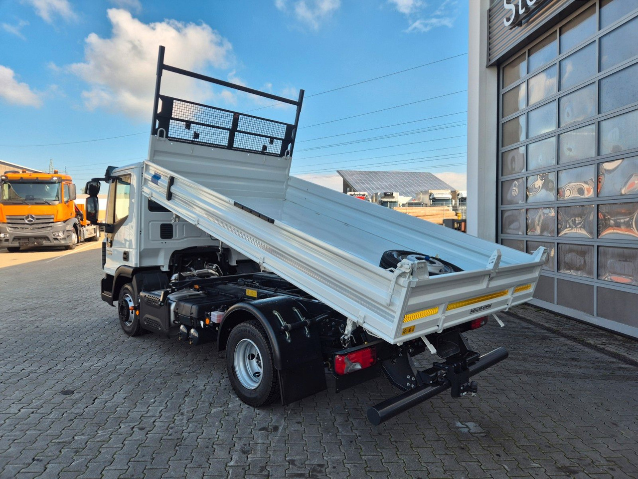 Tipper van Iveco Eurocargo ML80E21 Meiller 2x AHK 3 Sitze Klima: picture 25