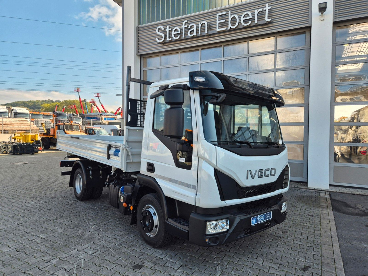 Iveco Eurocargo ML80E21 Meiller 2x AHK 3 Sitze Klima - Tipper van: picture 2 Iveco Eurocargo ML80E21 Meiller 2x AHK 3 Sitze Klima - Tipper van: picture 2