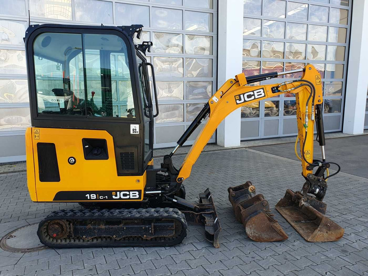 JCB 19C-1 / 528h / 2022 / Powertilt / Löffelpaket - Mini excavator: picture 2 JCB 19C-1 / 528h / 2022 / Powertilt / Löffelpaket - Mini excavator: picture 2